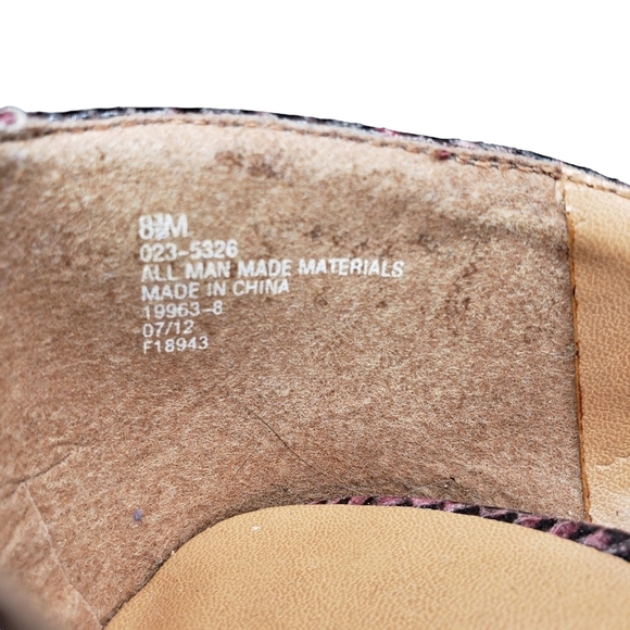 Cosmopolitan | Snake Print Vegan Leather Almond Toe Platform Heels Women's 8.5 - Picture 9 of 10